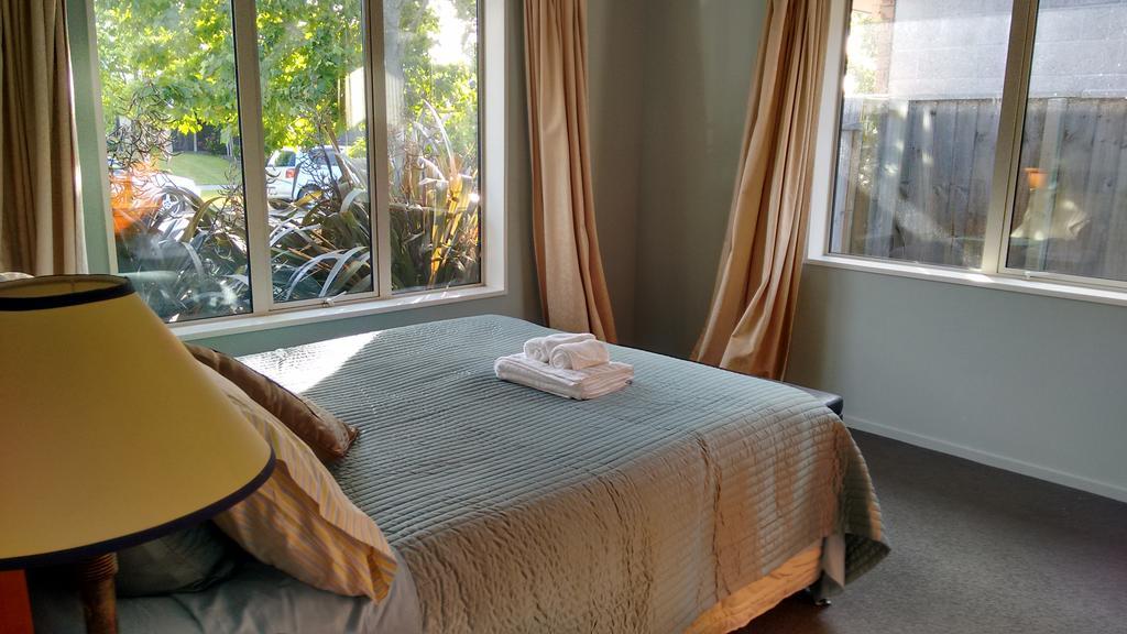 デラメイン ホリデー ハウス アンド B＆B クライストチャーチ エクステリア 写真